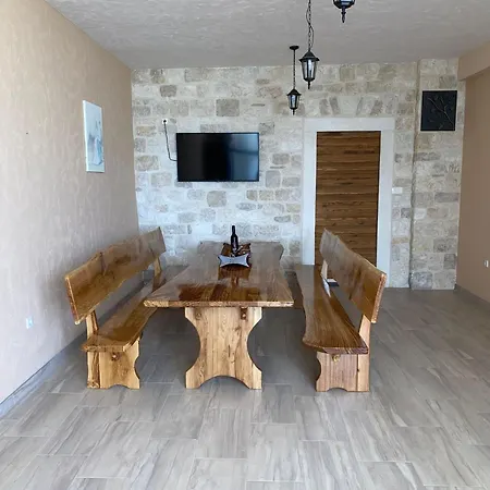 Ana Apartment